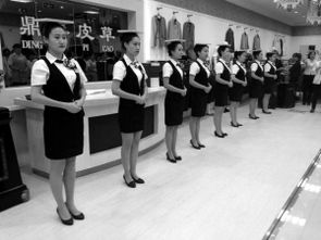 滿洲里公司職業化禮儀展演隊 規范服務與廣告設計的融合之路
